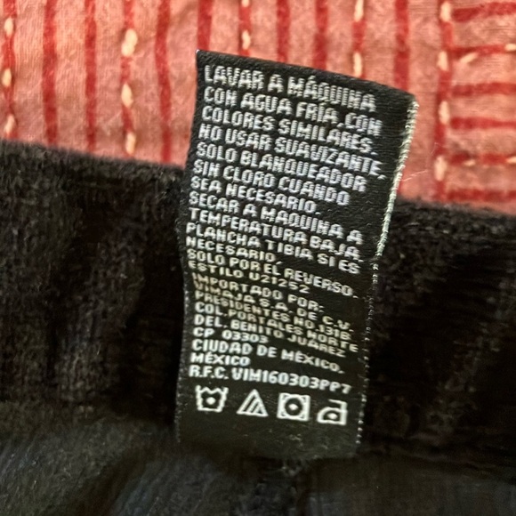 HUE velvety corduroy jean look leggings / Black Cotton Blend - Picture 3 of 16